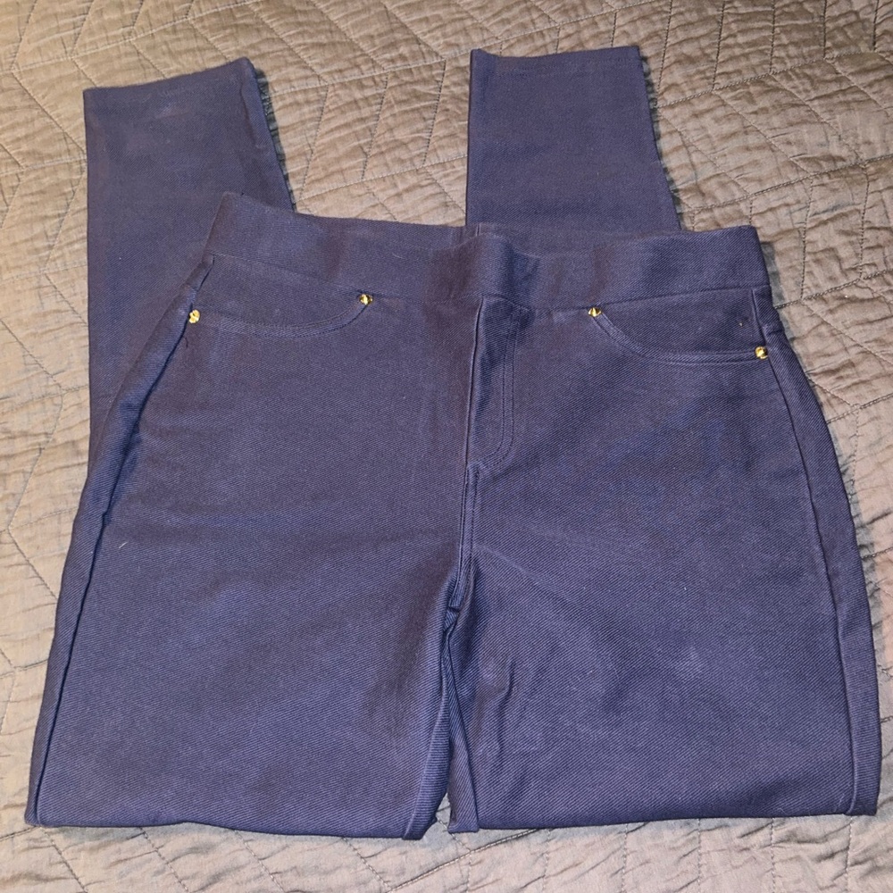 Men’s Michael Kors dress pants. All